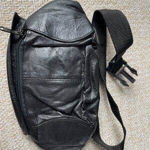 Unisex Adult waist bag Black leather waist bag Adjustable belt bag